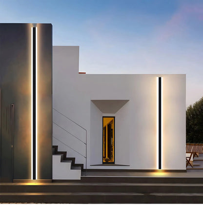 Bolt Modern Linear LED Outdoor Wall Light – IP65 Waterproof Exterior Wall Sconce