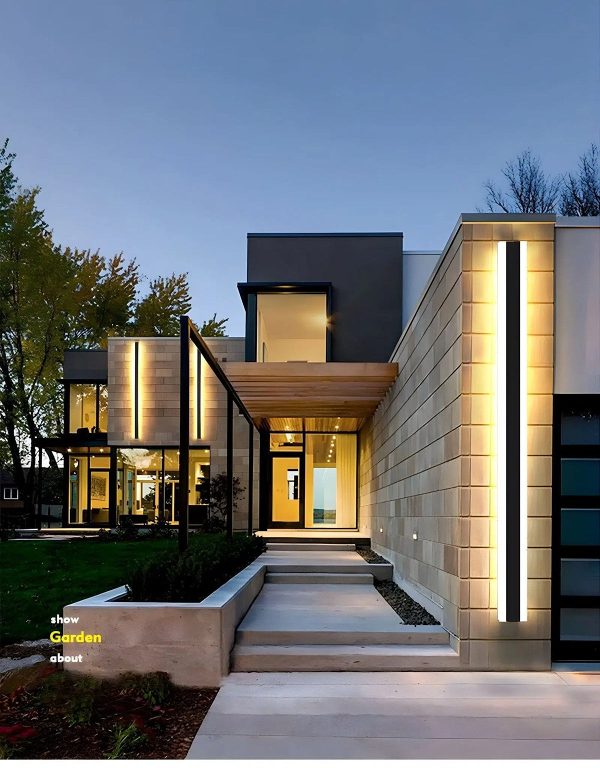Bolt Modern Linear LED Outdoor Wall Light – IP65 Waterproof Exterior Wall Sconce