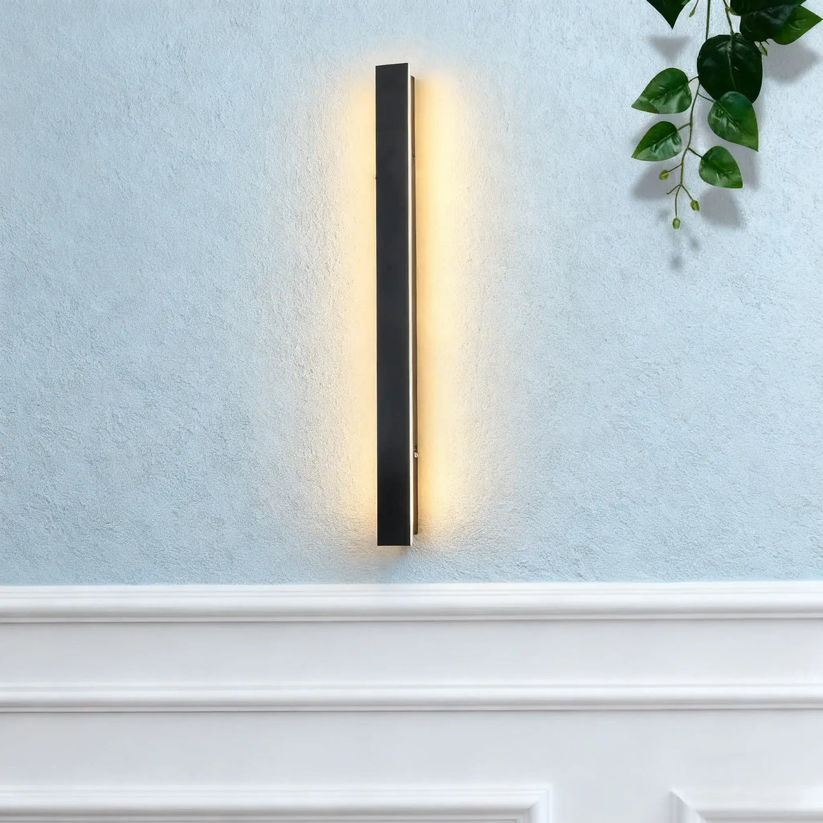 Arcato Minimalist Wall Lamp – Waterproof Linear for Outdoor