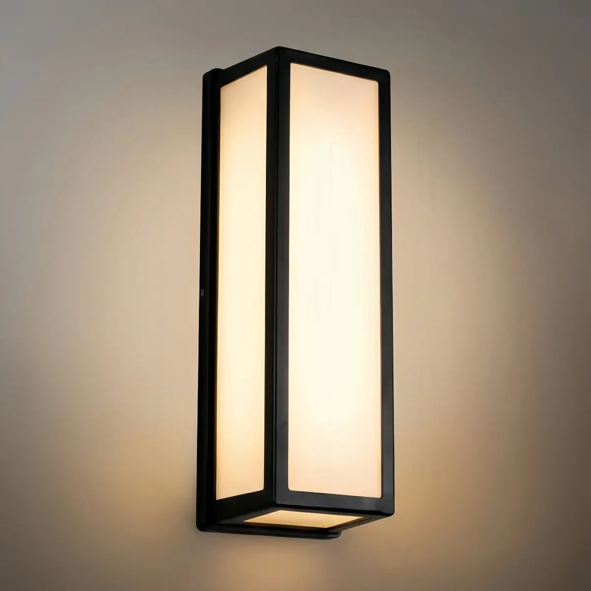 Nuvlight_Outdoor_Wall_Lamp