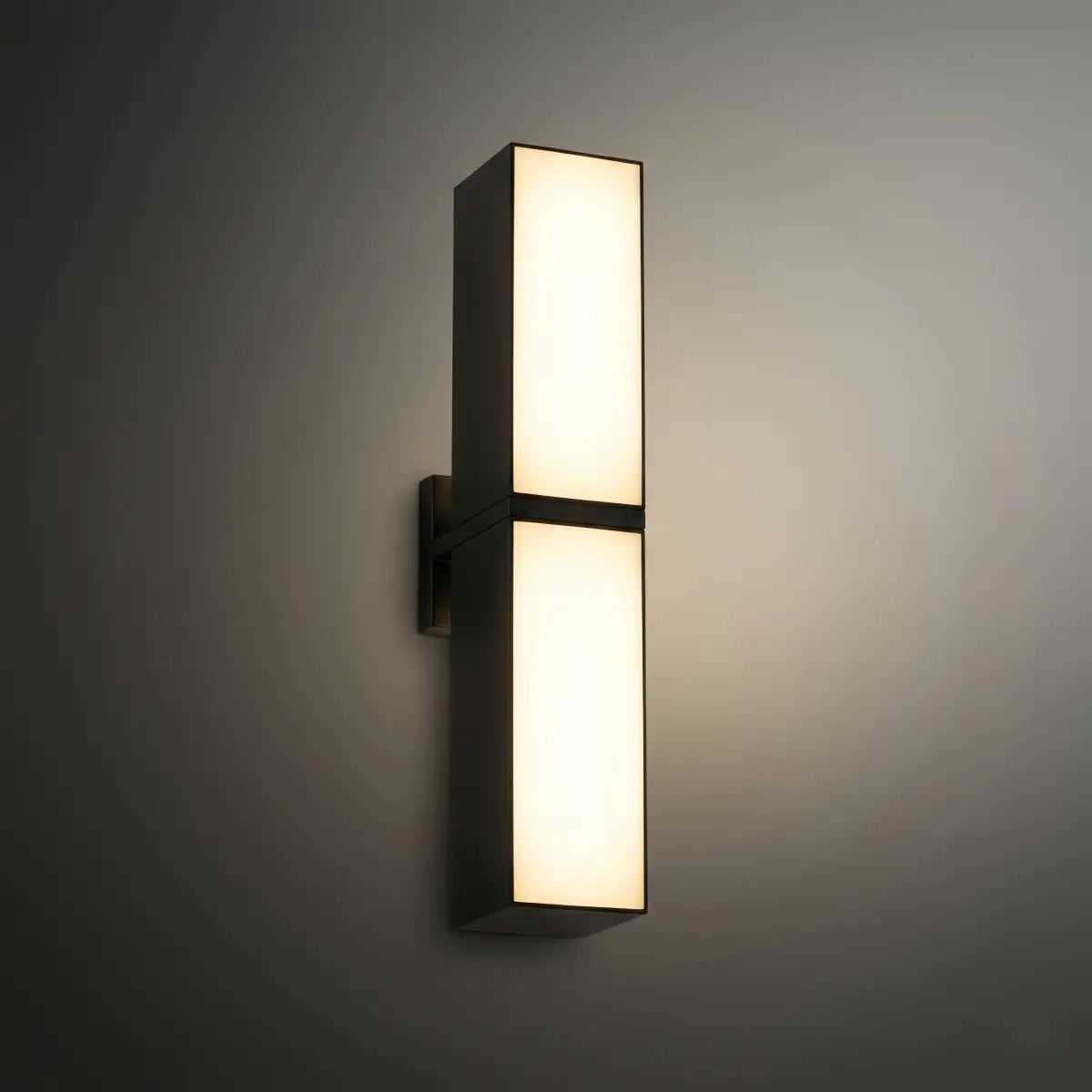 Nuvlight_Outdoor_Wall_Lamp