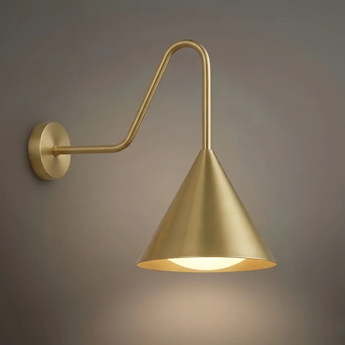 Irondale Minimalist Conical Outdoor Wall Lamp – Black Metal Light for Exterior Wall