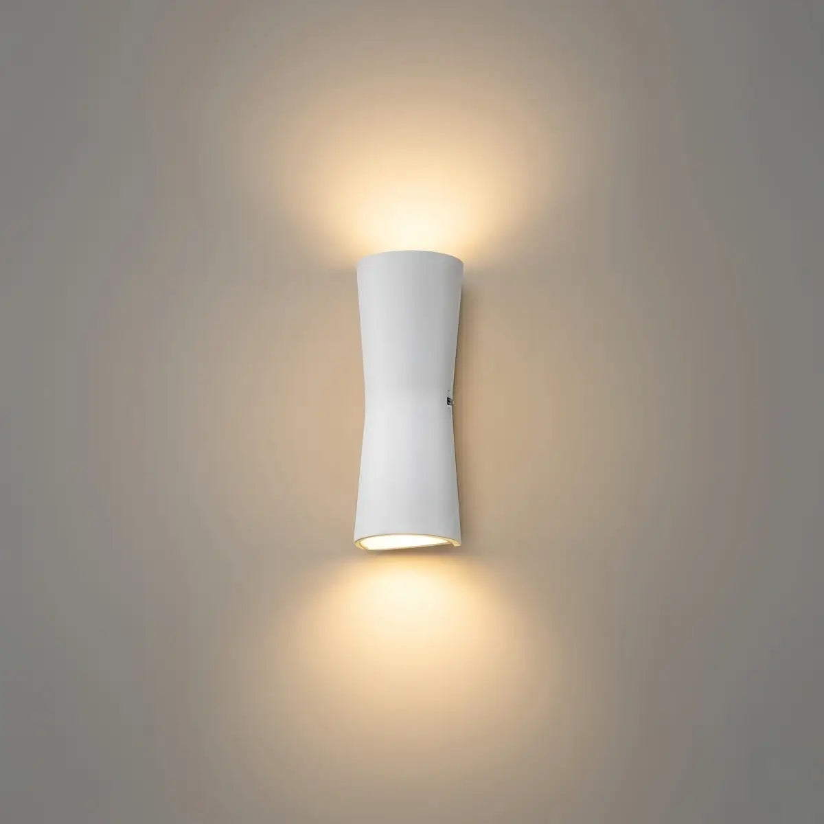 Nuvlight_Outdoor_Wall_Lamp