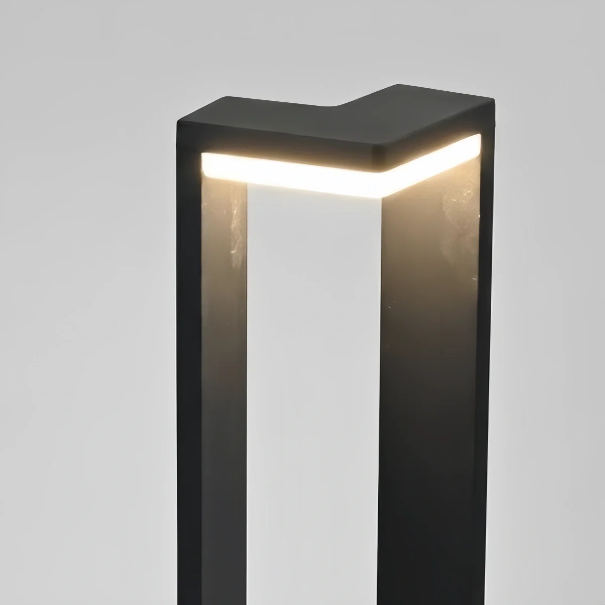 Irondale Minimalist Right-Angle Outdoor Pathway Light - Black Metal for Yard