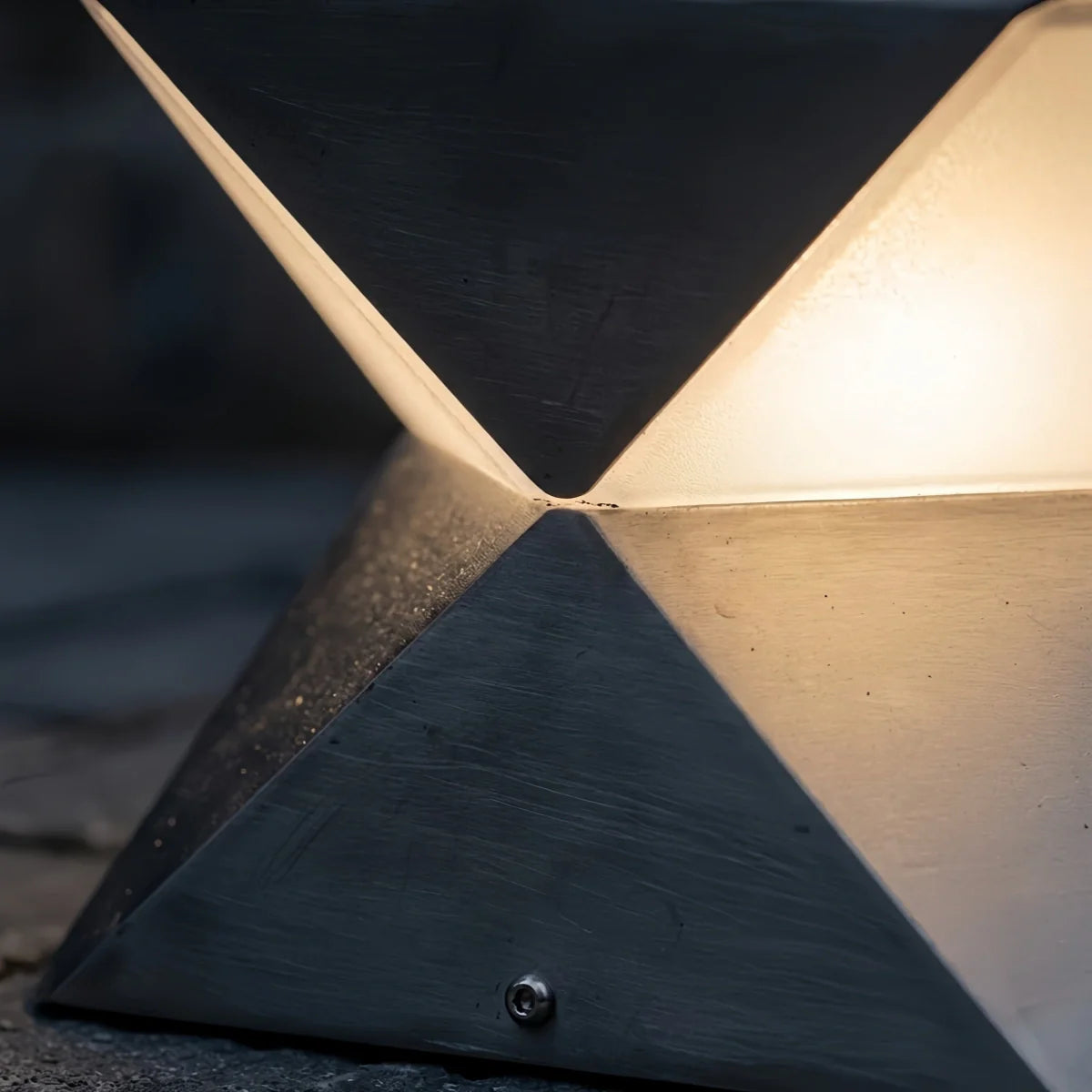 Modern Geometric Outdoor Floor Lamp – Black Meta&Glass for Garden/Patio