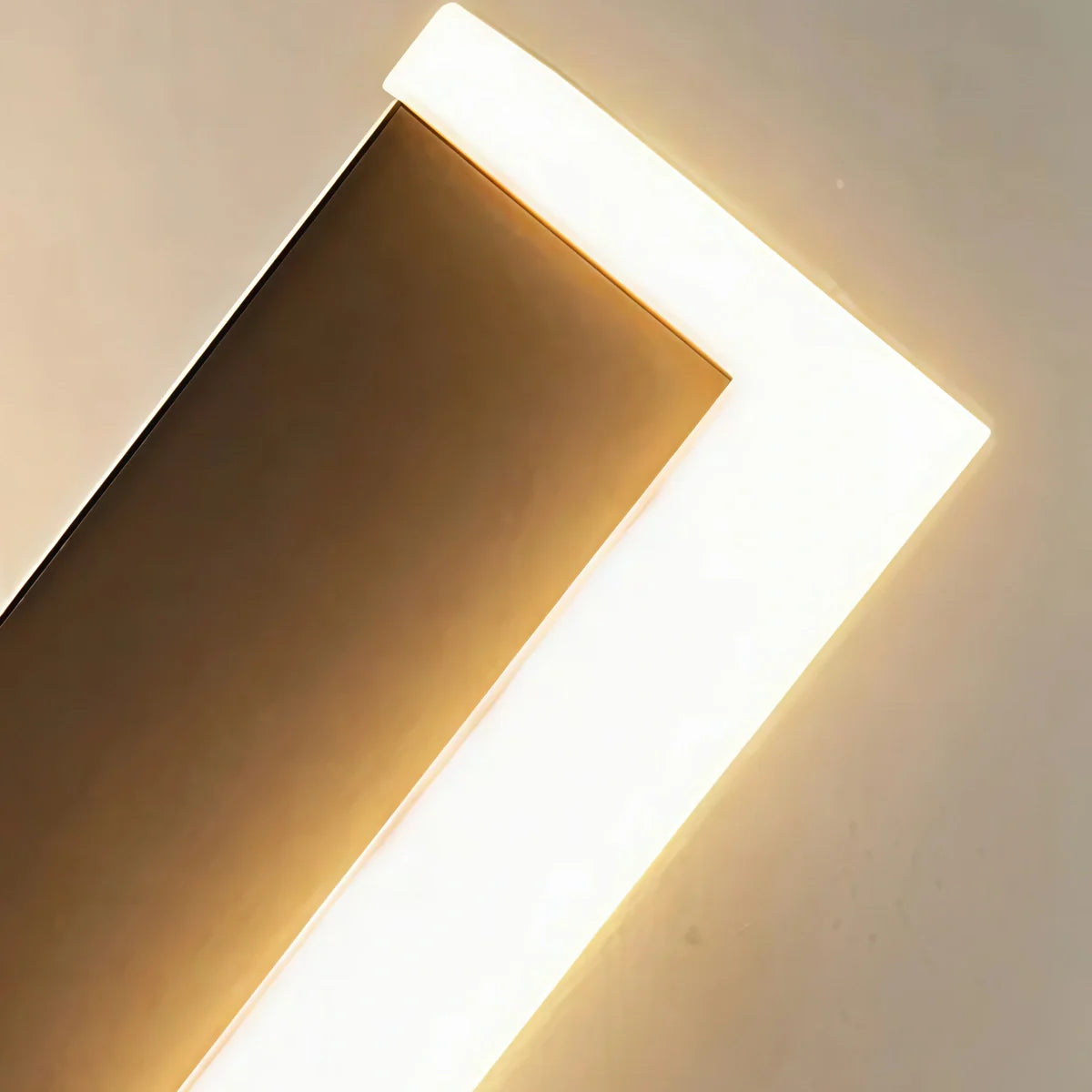 Irondale Modern Outdoor Wall Lamp - Black Metal & Acrylic Irregular Design for Garden