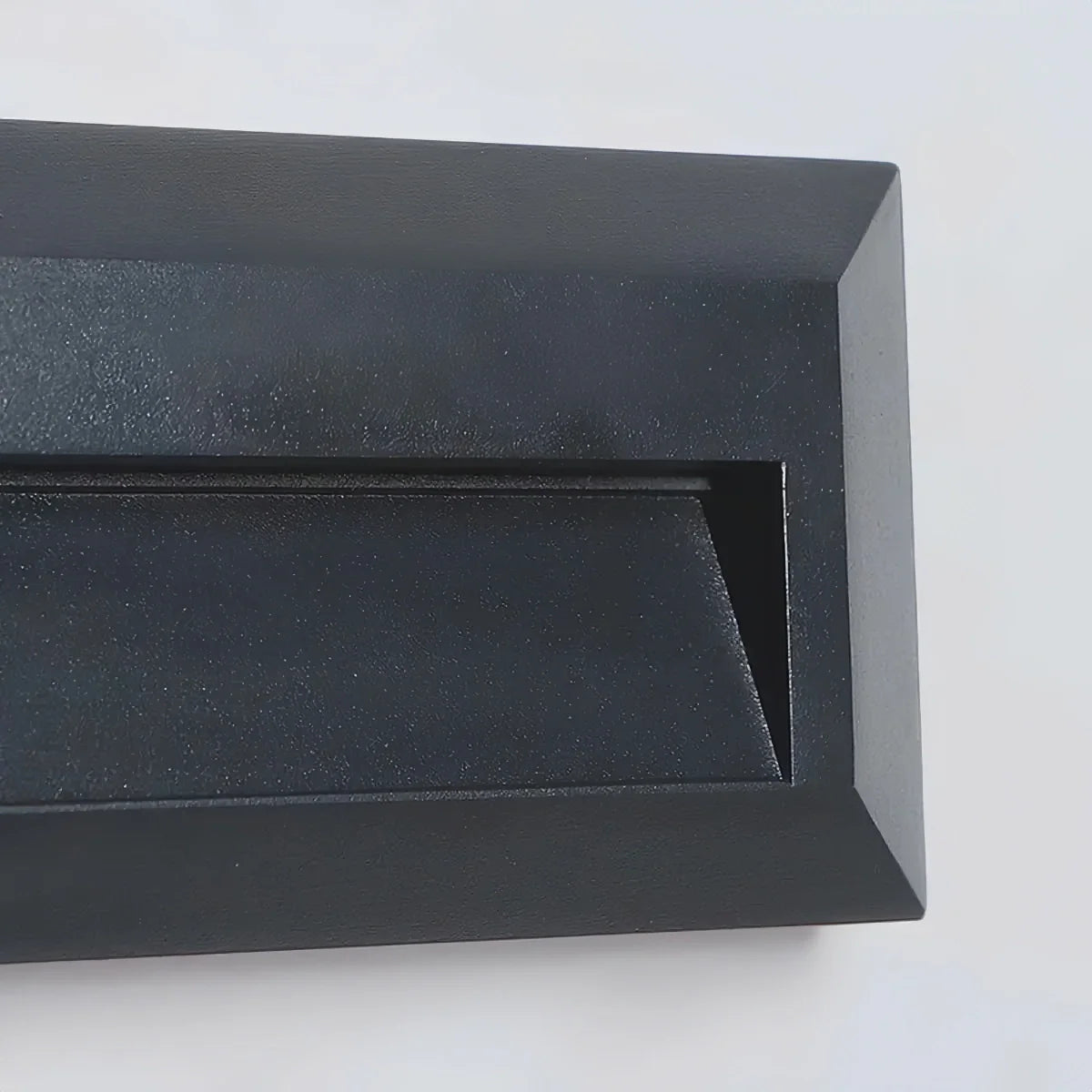 Arcato Modern Outdoor Step Deck Light – Waterproof Pathway Light for Courtyard/Staircase