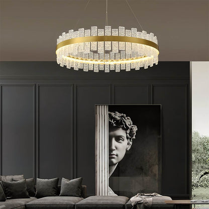 Avis Chandelier