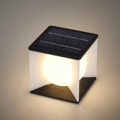 Nuvlight_Solar_Outdoor_Lamp