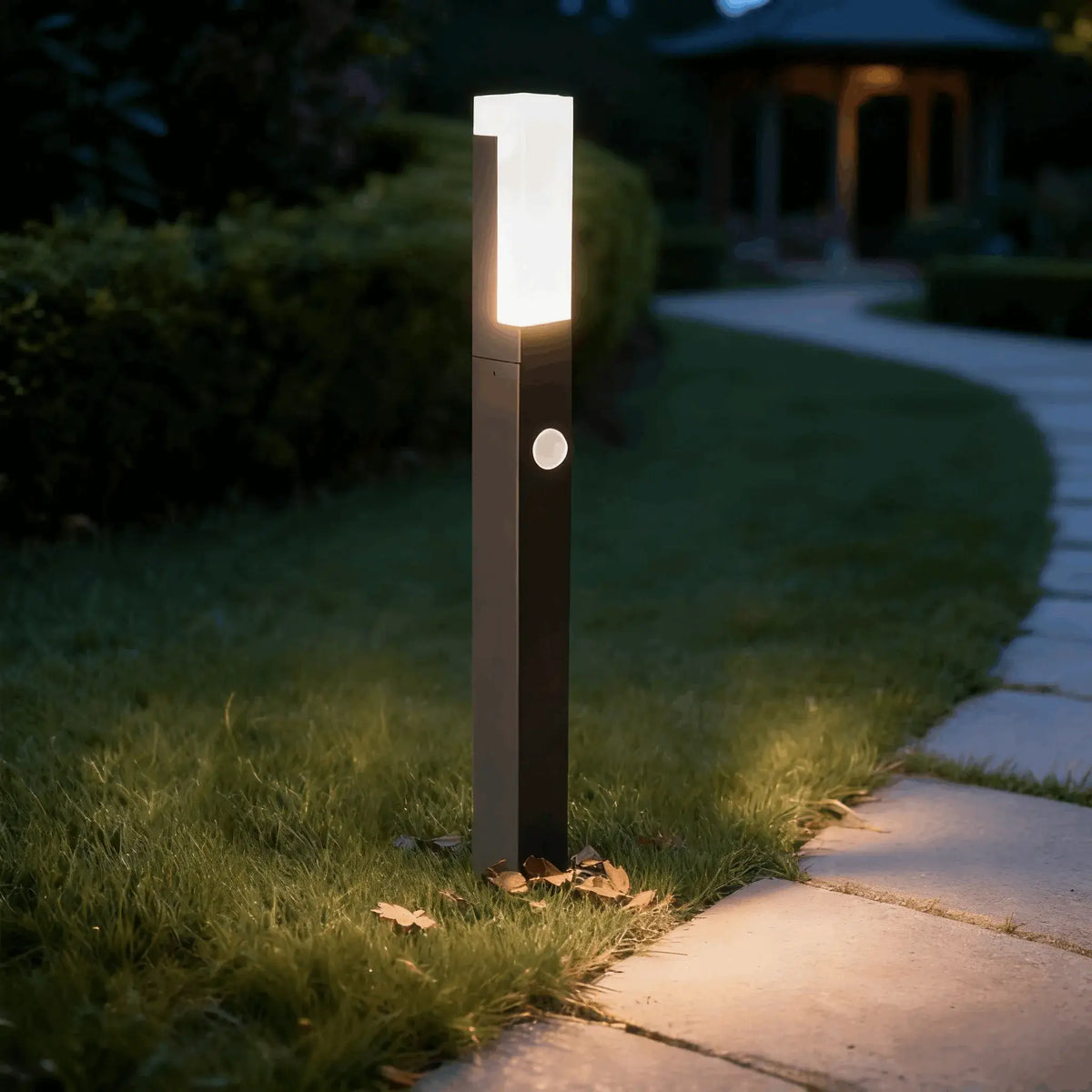 Arcato Modern Black LED Path Light – Outdoor Metal Sensor Lamp for Garden/Terrace