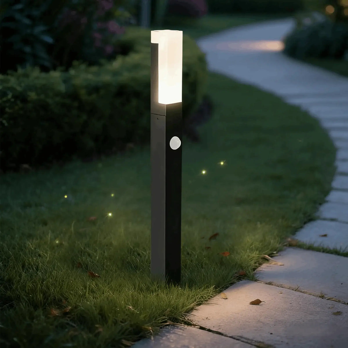 Arcato Modern Black LED Path Light – Outdoor Metal Sensor Lamp for Garden/Terrace