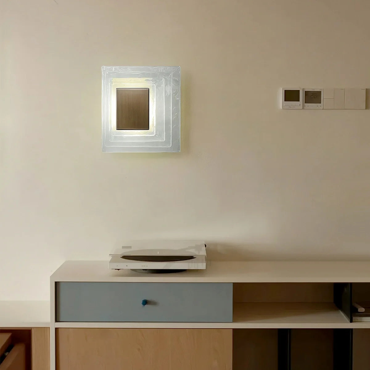 Water Ripple Glass Wall Sconce for Bedroom and Hallway