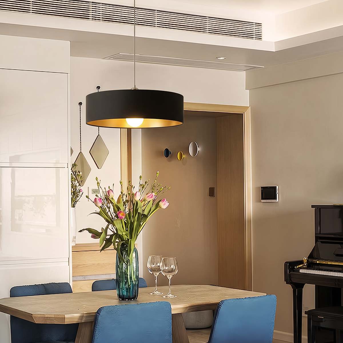 Lukkas Pendant Light