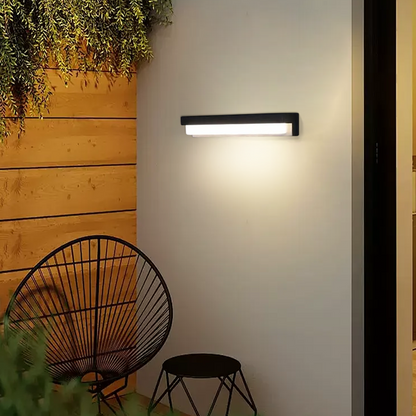 Arcato Modern Solar Linear Outdoor Wall Lamp – Metal & Acrylic Light for Exterior Walls