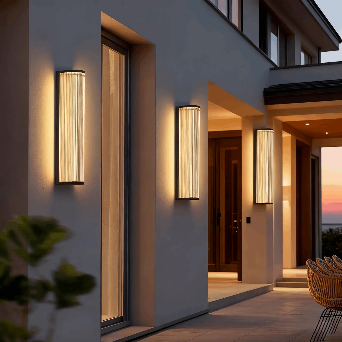 Irondale Modern Outdoor Wall Sconce – Waterproof Light for Terrace
