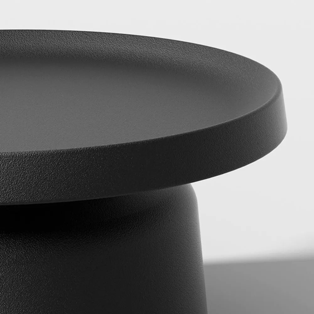 Embrace Modern Round Outdoor Floor Lamp - Black Metal for Pathways