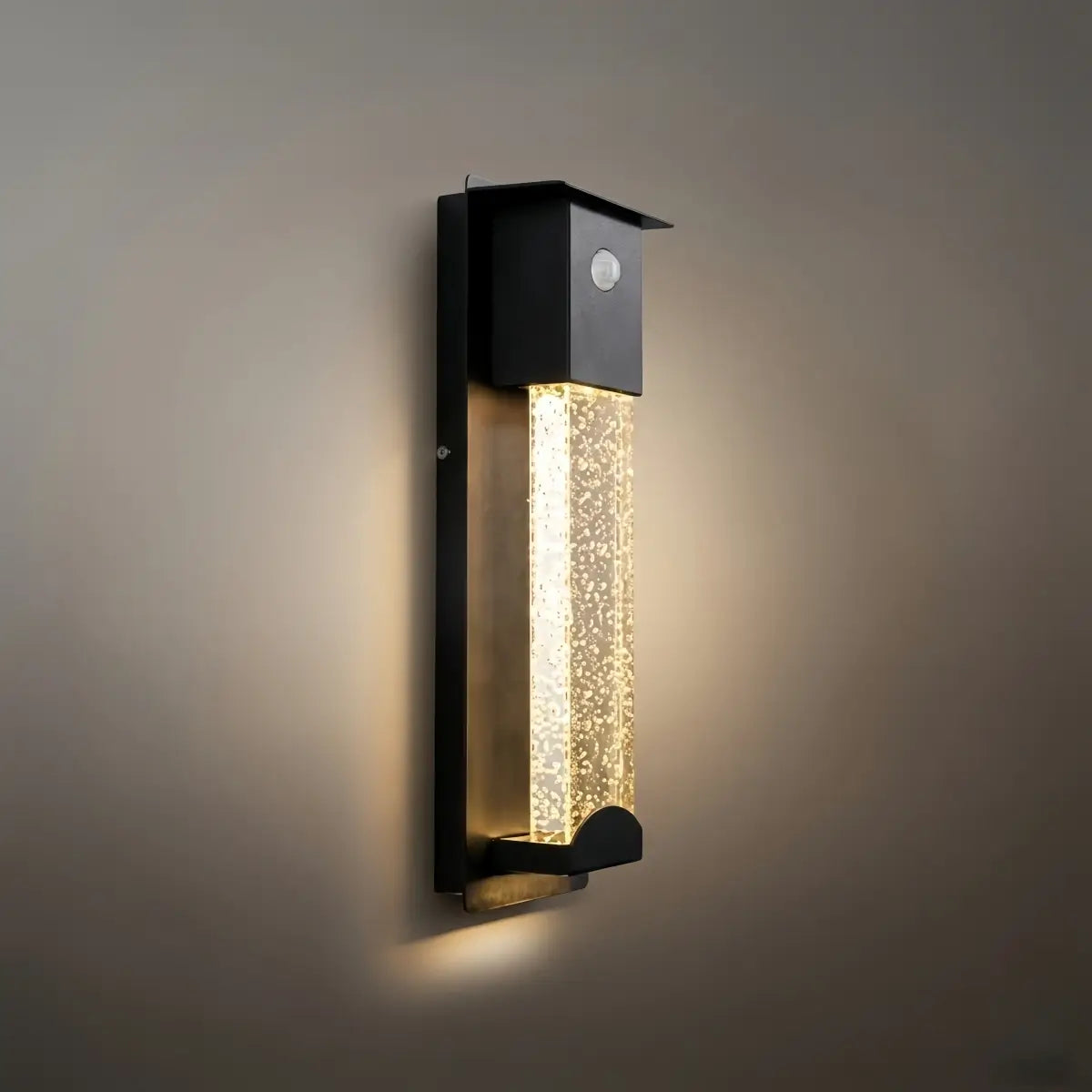Nuvlight_Outdoor_Wall_Lamp