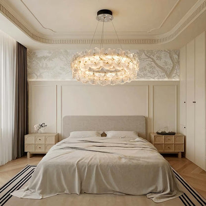Sovintra Chandelier