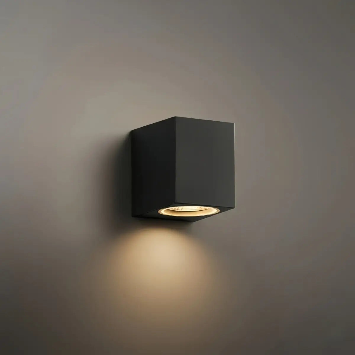 Arcato Minimalist Square/Cylindrical Outdoor Wall Lamp - Black Metal for Garden