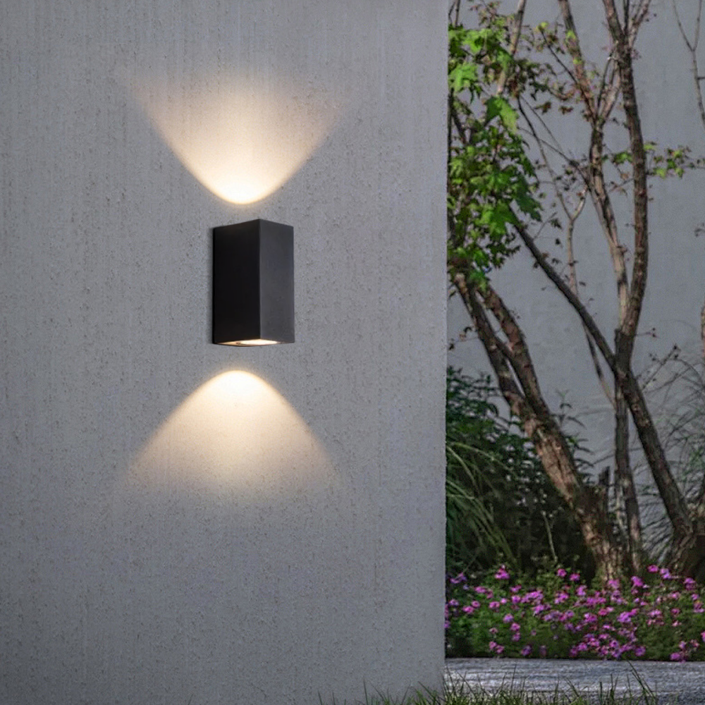 Arcato Minimalist Square/Cylindrical Outdoor Wall Lamp - Black Metal for Garden