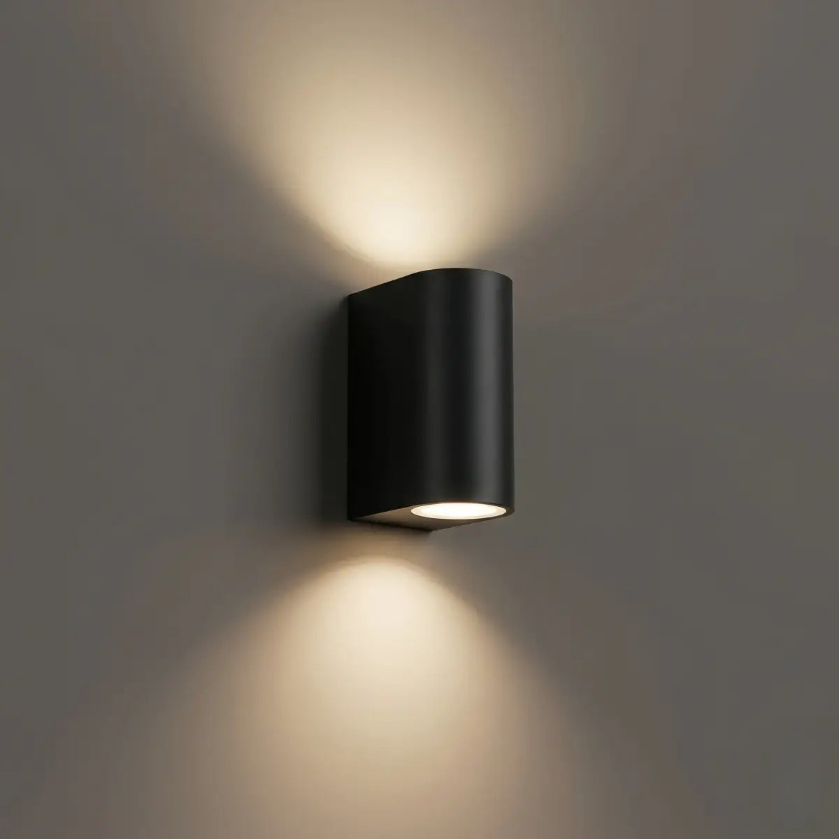 Nuvlight_Square_Outdoor_Wall_Lamp