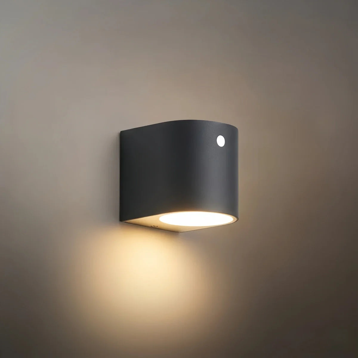 Nuvlight_Square_Outdoor_Wall_Lamp