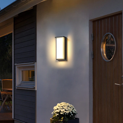 Irondale Modern Rectangular Outdoor Wall Lamp – Black Metal/Acrylic for Garden