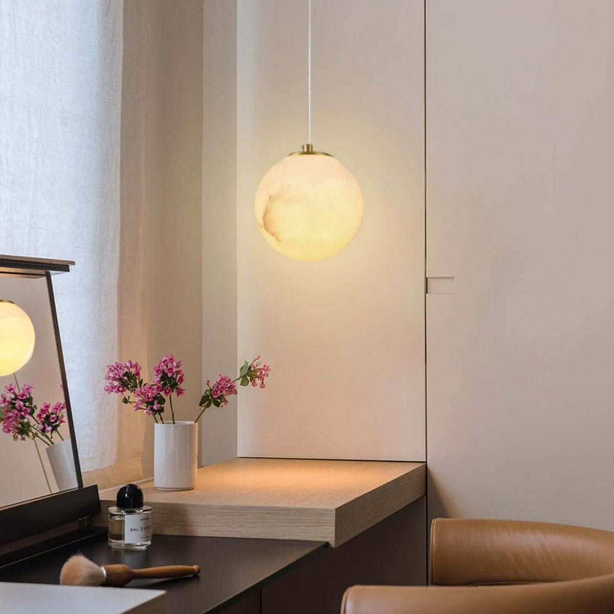 Qevol Pendant Light