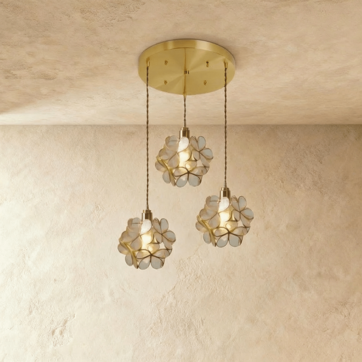 Nuvlight Camellia Pendant Light