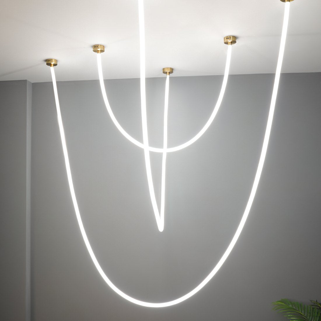 Filo Chandelier