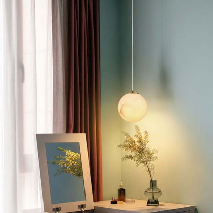 Qevol Pendant Light