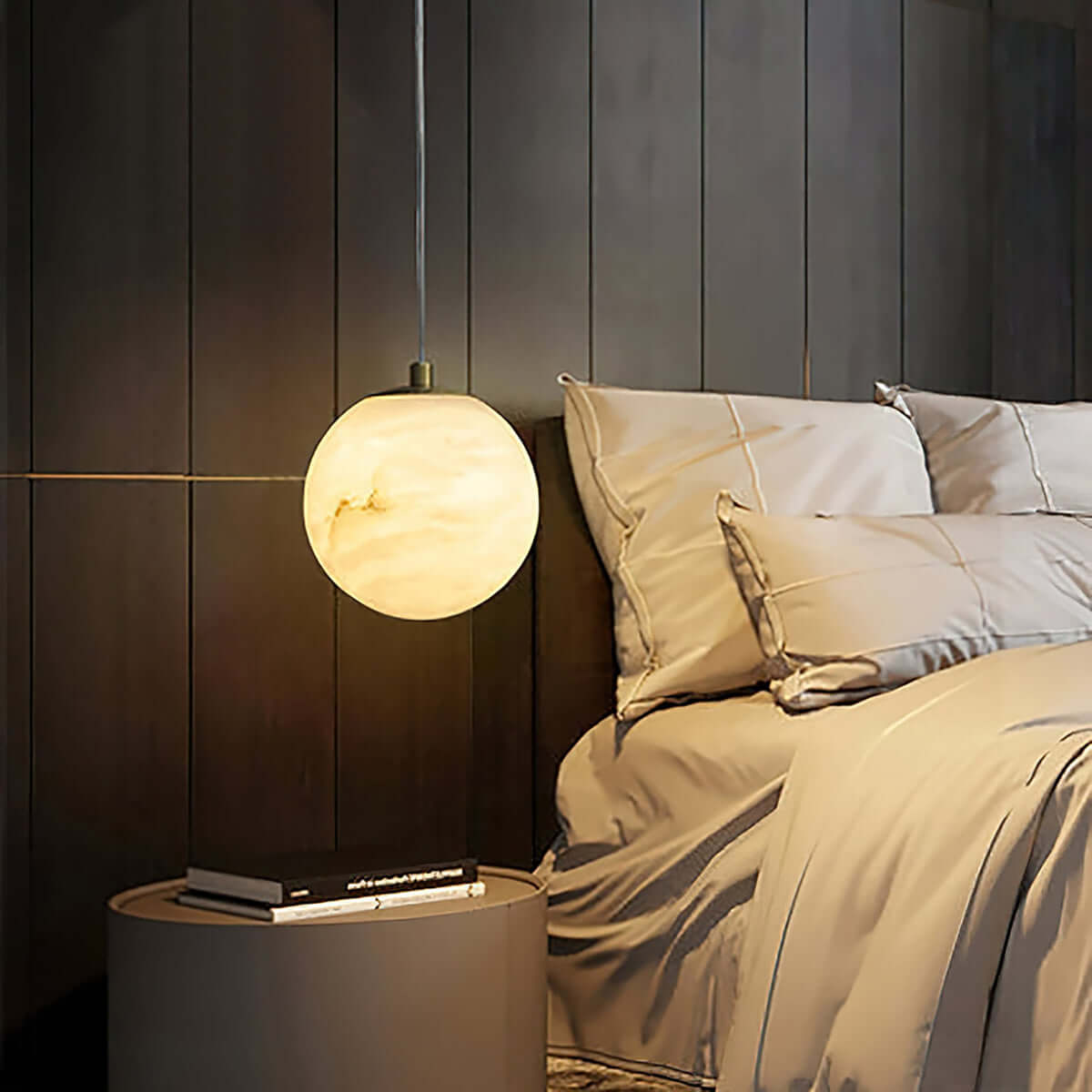 Qevol Pendant Light