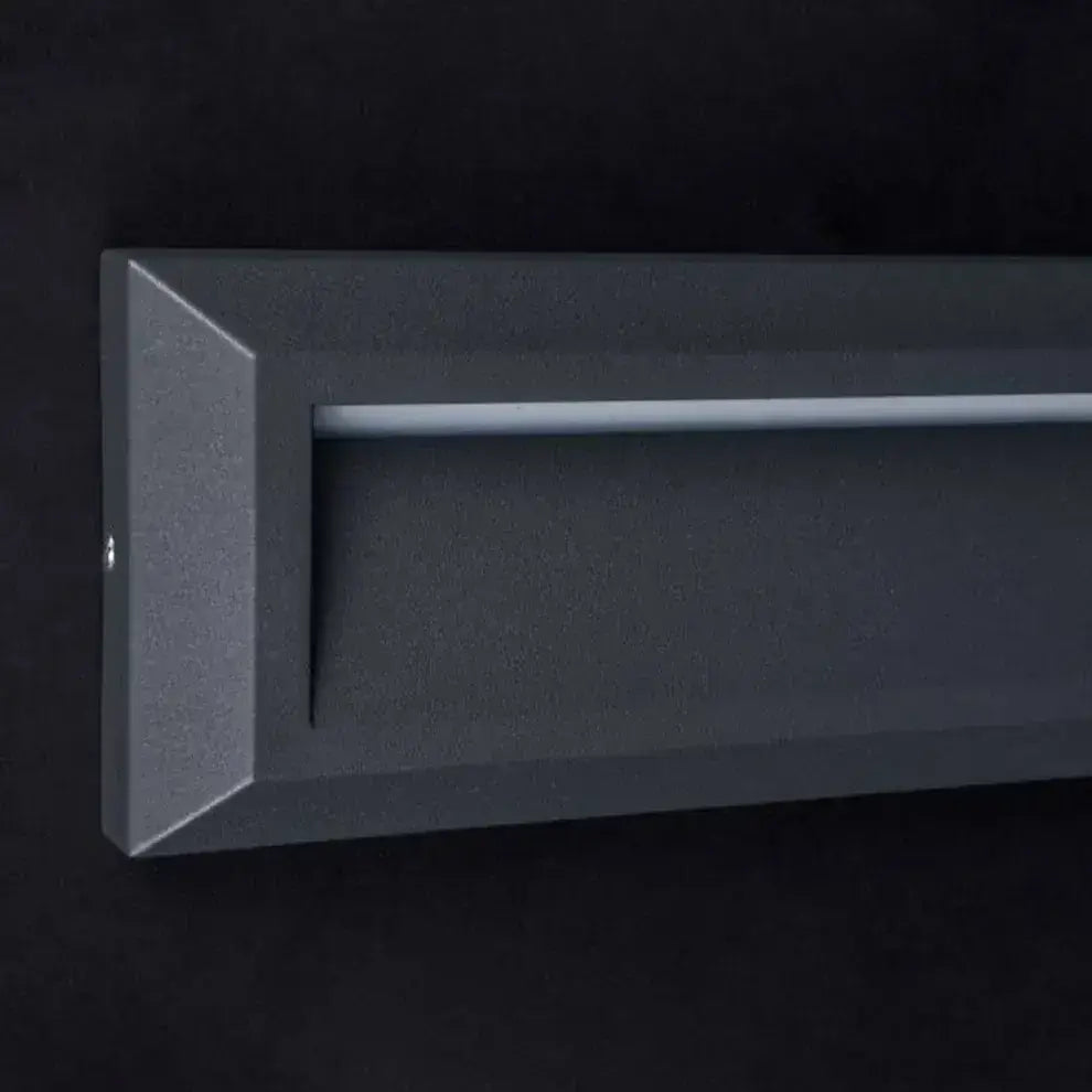 Arcato Modern Outdoor Step Deck Light – Waterproof Pathway Light for Courtyard/Staircase